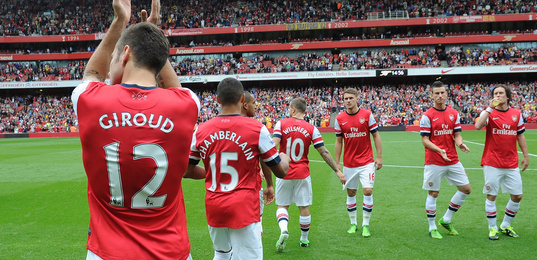 利物浦、曼城和热刺竞逐安托万·塞梅尼奥：英超转会市场的焦点（英超转会焦点：曼城、利物浦与热刺竞逐安托万·塞梅尼奥）