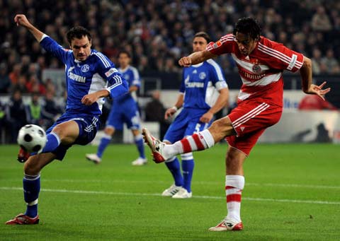 FIFA裁判主席：阿拉伯杯将试点新规，受伤球员罚下场2分钟（国际足联裁判负责人：阿拉伯杯将试行新规，受伤球员需离场2分钟）