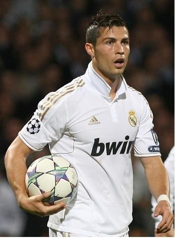 切尔西客战亚特兰大：吉滕斯、若昂-佩德罗首发，内托出战（切尔西客场挑战亚特兰大：吉滕斯、若昂-佩德罗先发，内托登场）