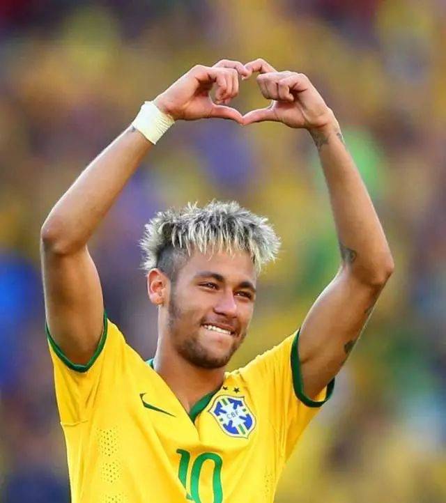 穆帅：非五大联赛球队如今不会赢欧冠，上次还是我带的波尔图（穆里尼奥称：五大联赛之外球队已难问鼎欧冠，上一次还是我执教的波尔图）