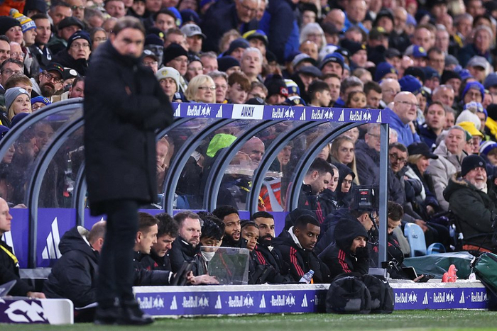 弗里克：孔德场上状态还不错，很高兴能以胜利为今年画上句号（弗里克：孔德发挥不错，很开心用胜利为今年收官）