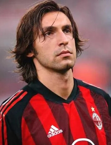 电讯报：若萨拉赫希望离队，沙特联赛有能力出资引进他（电讯报：萨拉赫若寻求离队，沙特联赛具备资金实力完成引进）