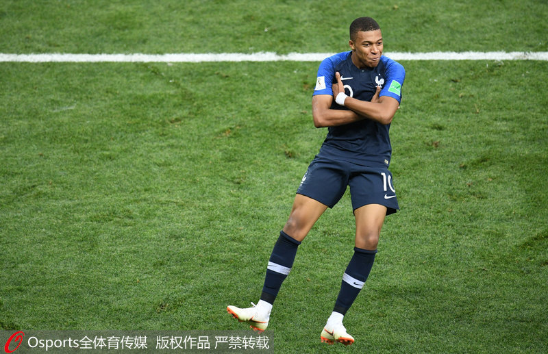 东体：省超想持续火爆应提高技战术、制度联赛化、培养年轻人