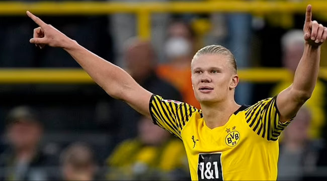 记者：虽然B费有伤在身，但仍然会出战今天与西汉姆的比赛（记者：B费虽有伤，今日仍将出战对阵西汉姆的比赛）