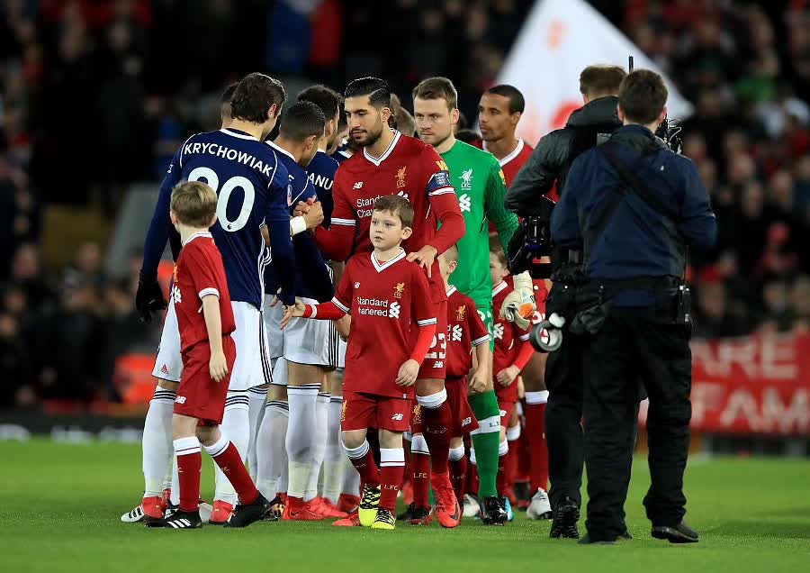 意甲战报：杜维卡斯破门，莫雷诺传射，科莫2-0胜萨索洛（意甲快讯：杜维卡斯建功，莫雷诺一传一射，科莫2-0击败萨索洛）